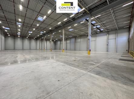 Pronájem skladovací prostor, 4 382 m²