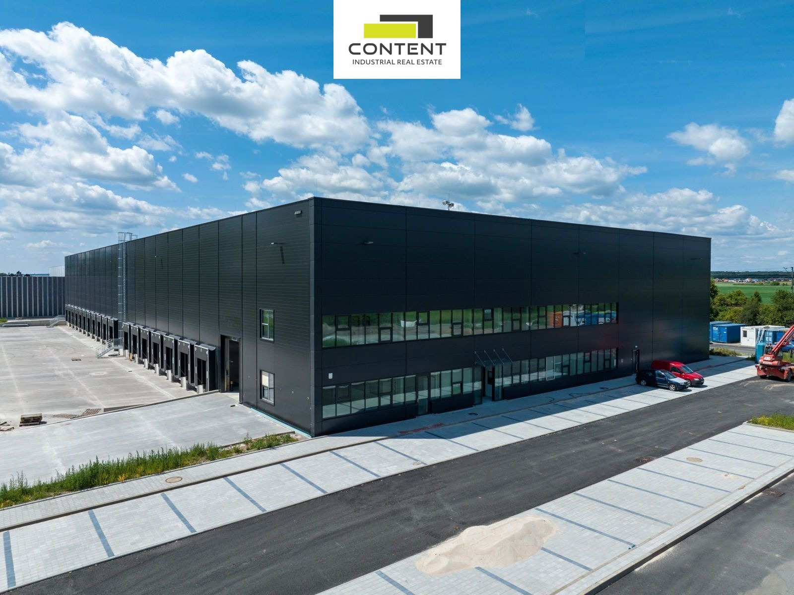 Pronájem skladu, výrobních prostor 288 m², Hradec Králové