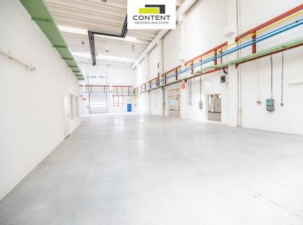 Pronájem skladovací prostor, 3 400 m²