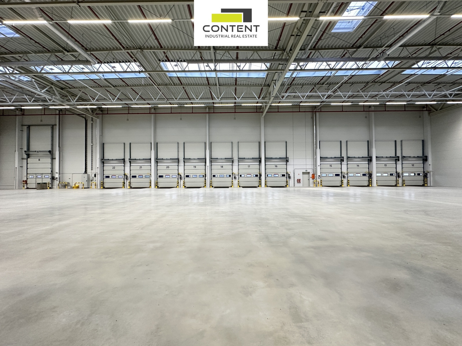 Pronájem skladu, výrobních prostor 10.200 m², Ostředek, D1