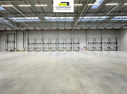 Pronájem skladovací prostor, 10 200 m²