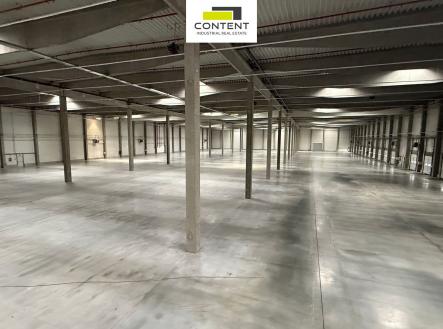 Pronájem skladovací prostor, 2 500 m²