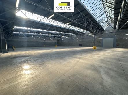 Pronájem výrobní prostor, 2 000 m²