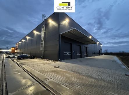 Pronájem výrobní prostor, 4 859 m²