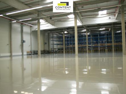 Pronájem skladovací prostor, 9 370 m²