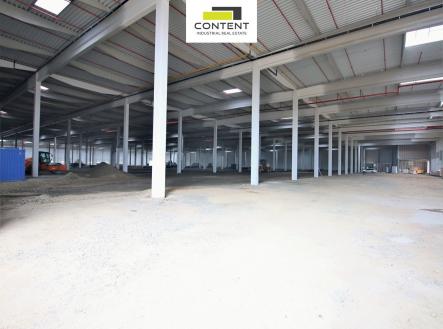 Pronájem skladovací prostor, 8 330 m²