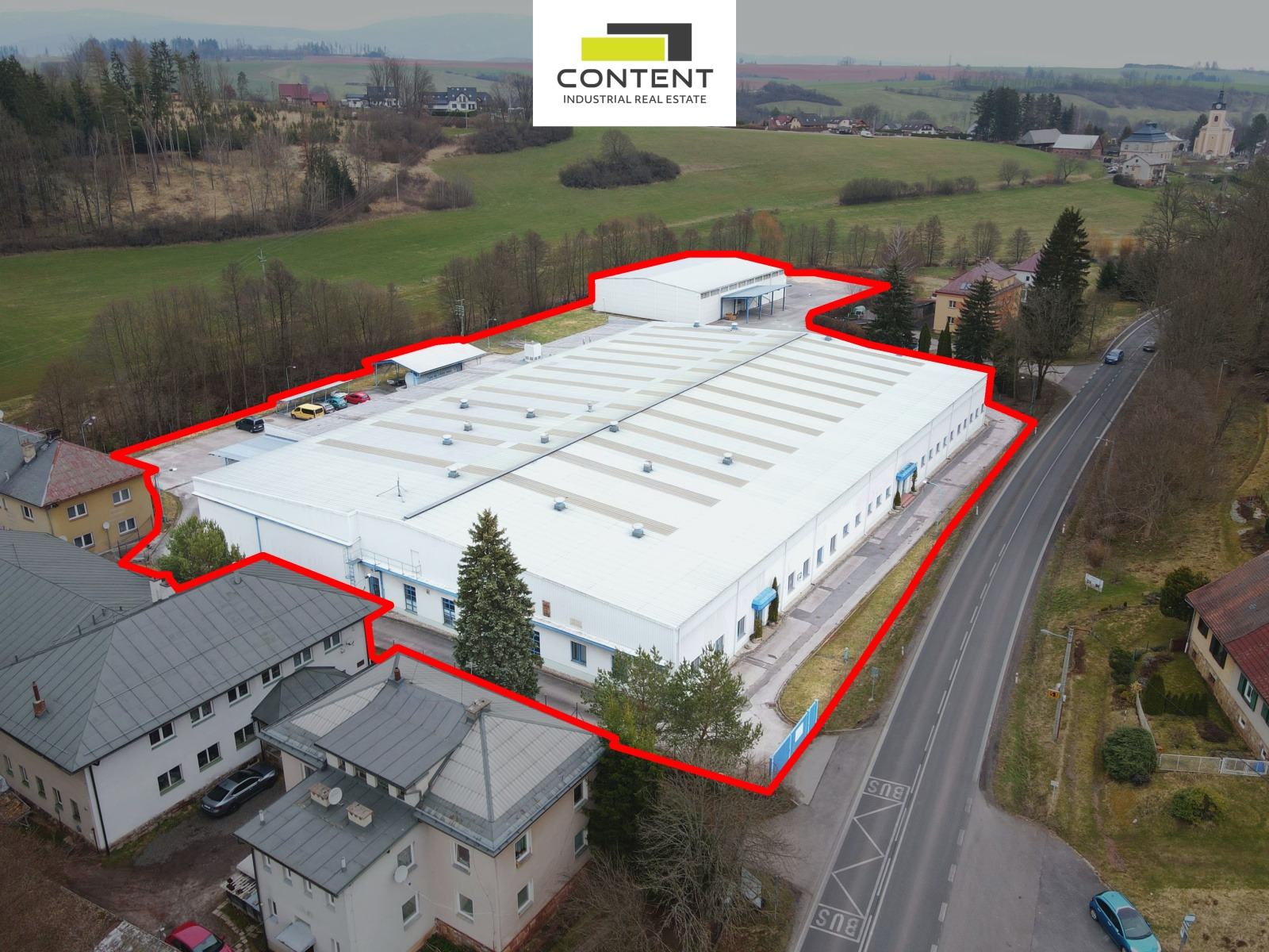 Pronájem skladu, výrobních prostor 1.500 m², Nová Paka