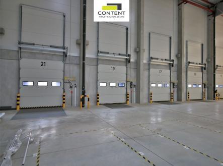 Pronájem výrobní prostor, 6 475 m²