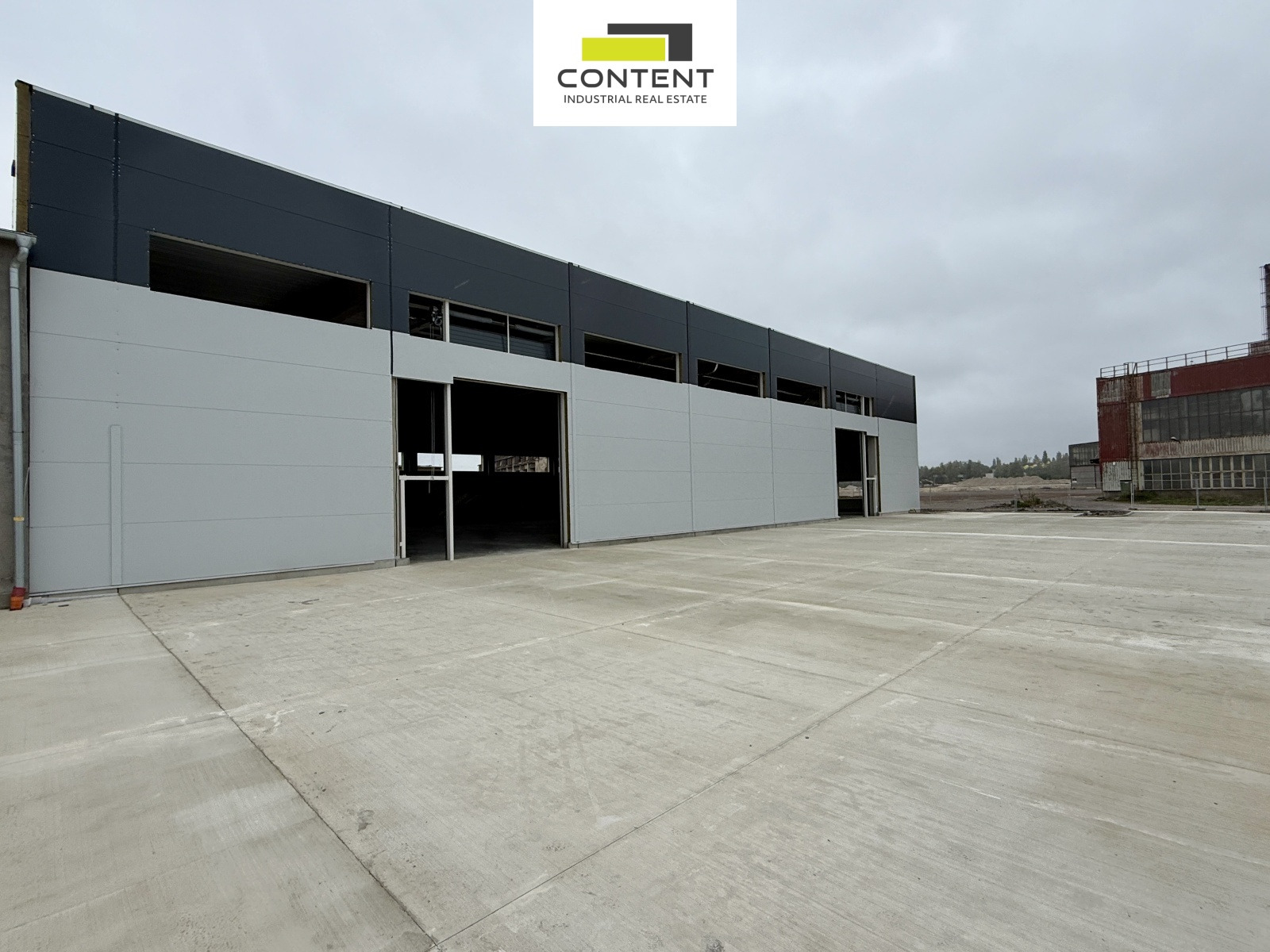 Pronájem skladu, výrobních prostor 1026 m², Kladno, D6 a D7