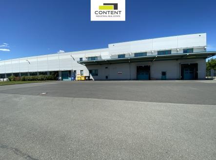Pronájem skladu, 3 820 m²