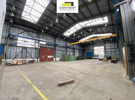 Pronájem výrobní prostor, 1 500 m²