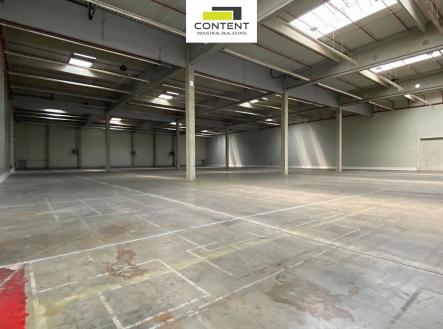 Pronájem skladovací prostor, 9 917 m²