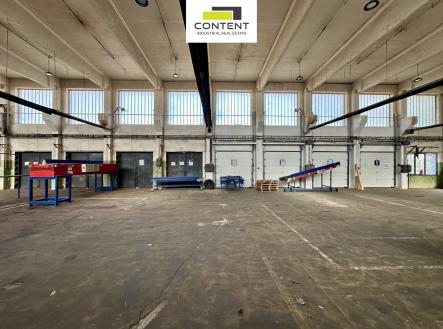 Pronájem skladovací prostor, 903 m²