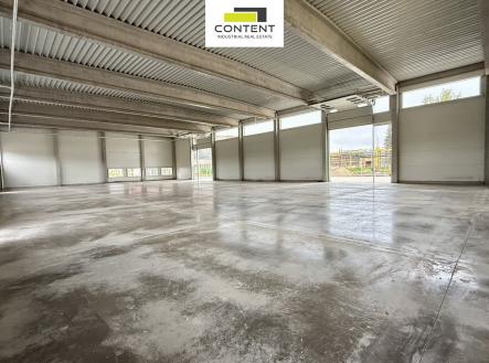 Pronájem skladovací prostor, 1 026 m²