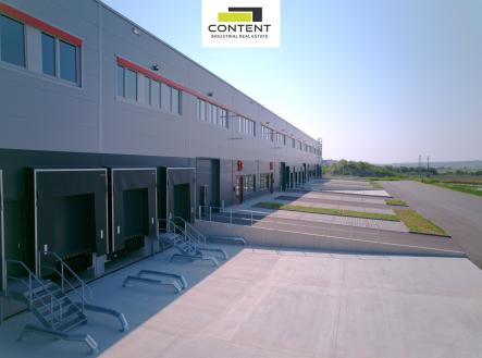 Pronájem skladovací prostor, 2 880 m²