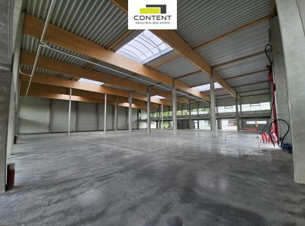Pronájem skladu, 2 559 m²