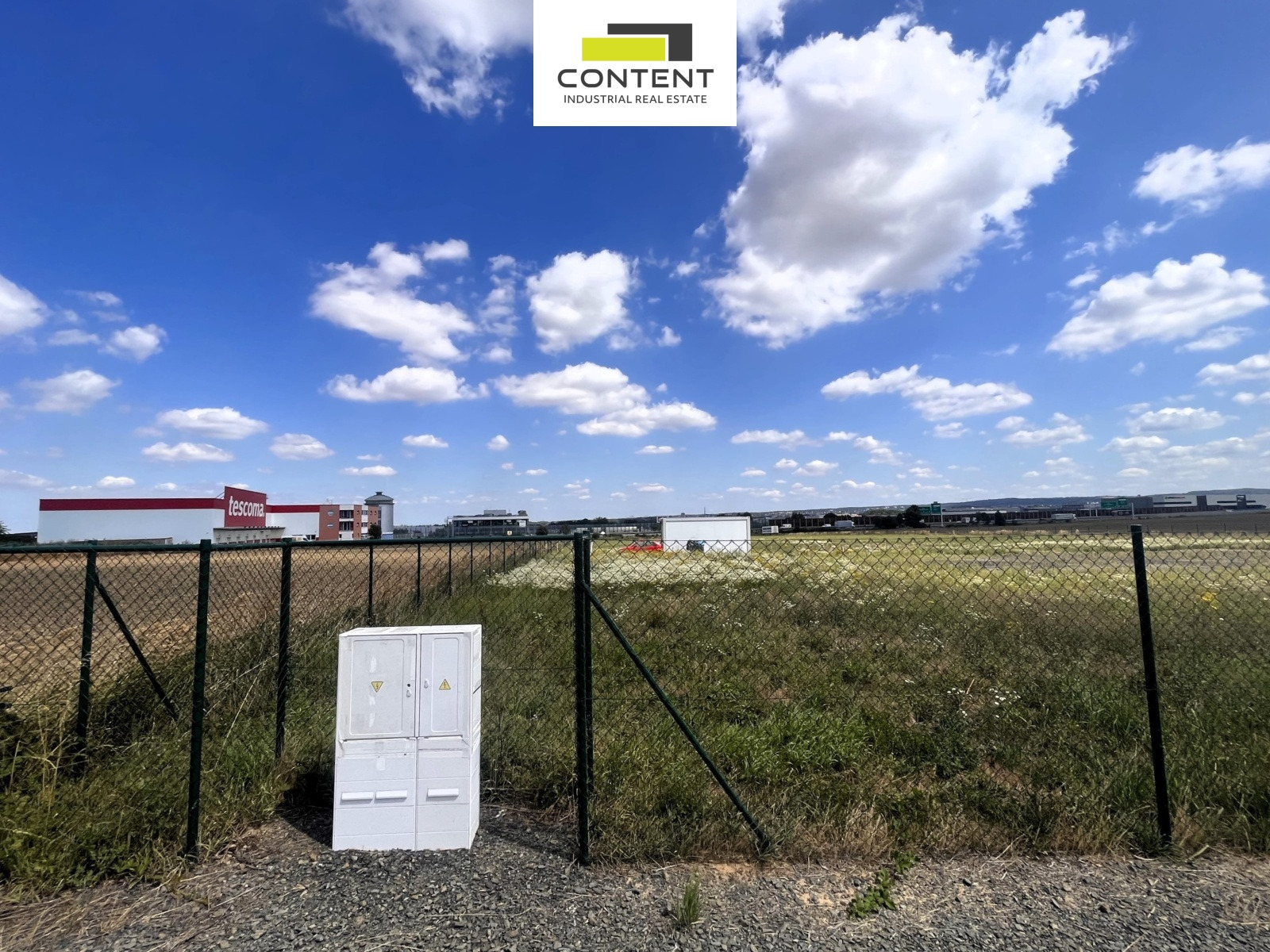 Pronájem zahradnictví 17.000 m² Nupaky, dálnice D1