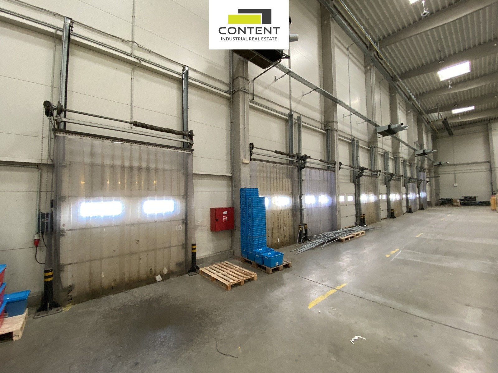 Pronájem skladu, výrobního prostoru 1.880 m², Rudná u Prahy