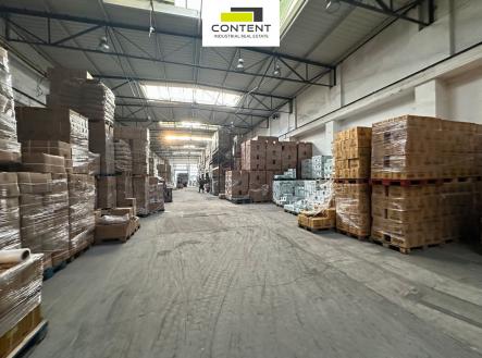 Pronájem skladovací prostor, 1 600 m²