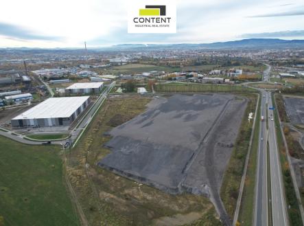 Pronájem skladovací prostor, 24 000 m²