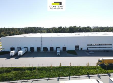 Pronájem skladovací prostor, 32 000 m²