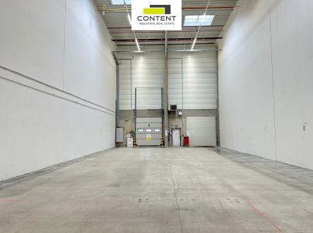 Pronájem skladovací prostor, 550 m²