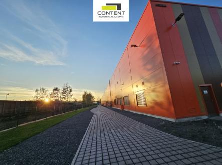 Pronájem výrobní prostor, 4 608 m²