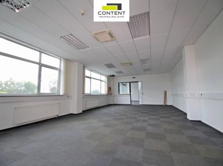 Pronájem skladovací prostor, 6 183 m²