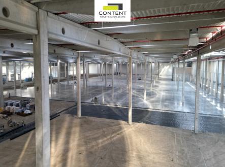 Pronájem skladovací prostor, 4 300 m²