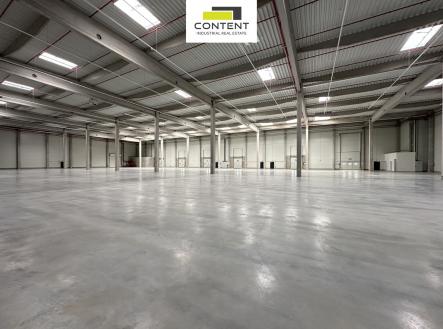 Pronájem výrobní prostory, 2 000 m²