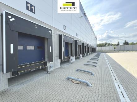 Pronájem výrobní prostor, 11 700 m²