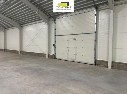 Pronájem výrobní prostor, 1 200 m²