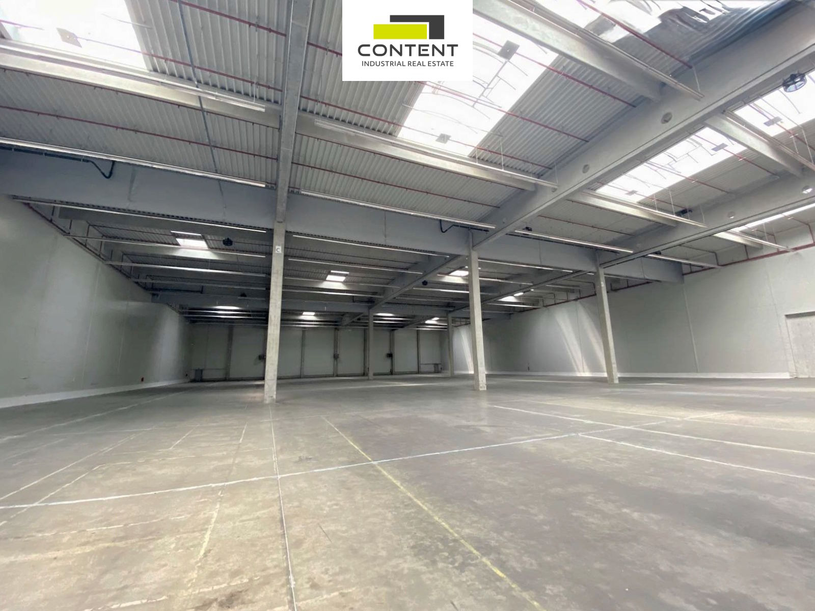 Pronájem skladu, výrobních prostor 4.115 m², Brno - Modřice, E461