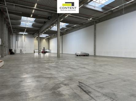 Pronájem skladovací prostor, 4 435 m²