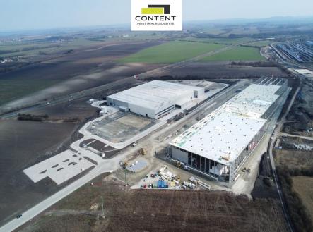 Pronájem skladovací prostor, 7 450 m² obrázek