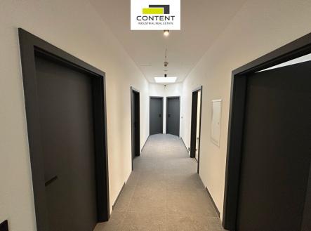 Pronájem kanceláře, 459 m²