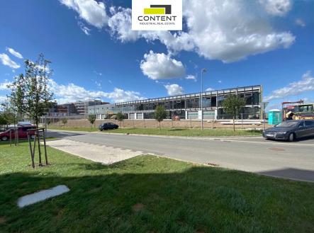 Pronájem skladovací prostor, 864 m²