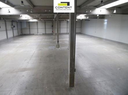 Pronájem skladovací prostor, 1 418 m²