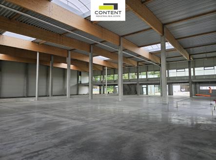 Pronájem skladu, 1 000 m²