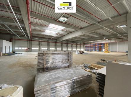 Pronájem výrobní prostor, 2 000 m²