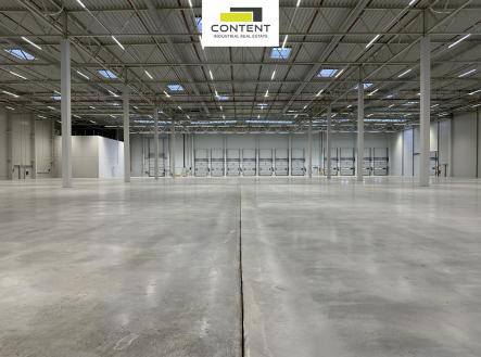 Pronájem skladovací prostor, 12 687 m²