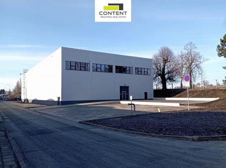 Pronájem skladovací prostor, 1 500 m²