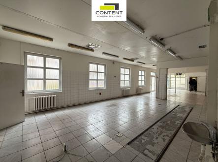 Pronájem skladovací prostor, 1 050 m²
