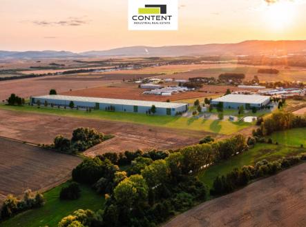 Pronájem výrobní prostor, 2 500 m²