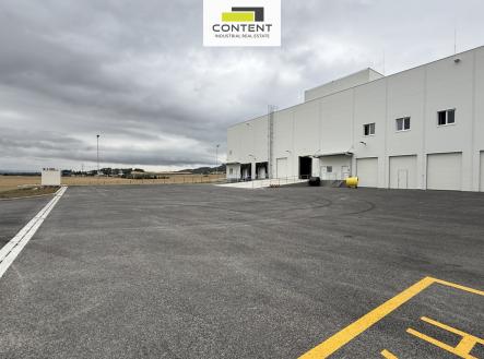 Pronájem skladovací prostor, 1 000 m²