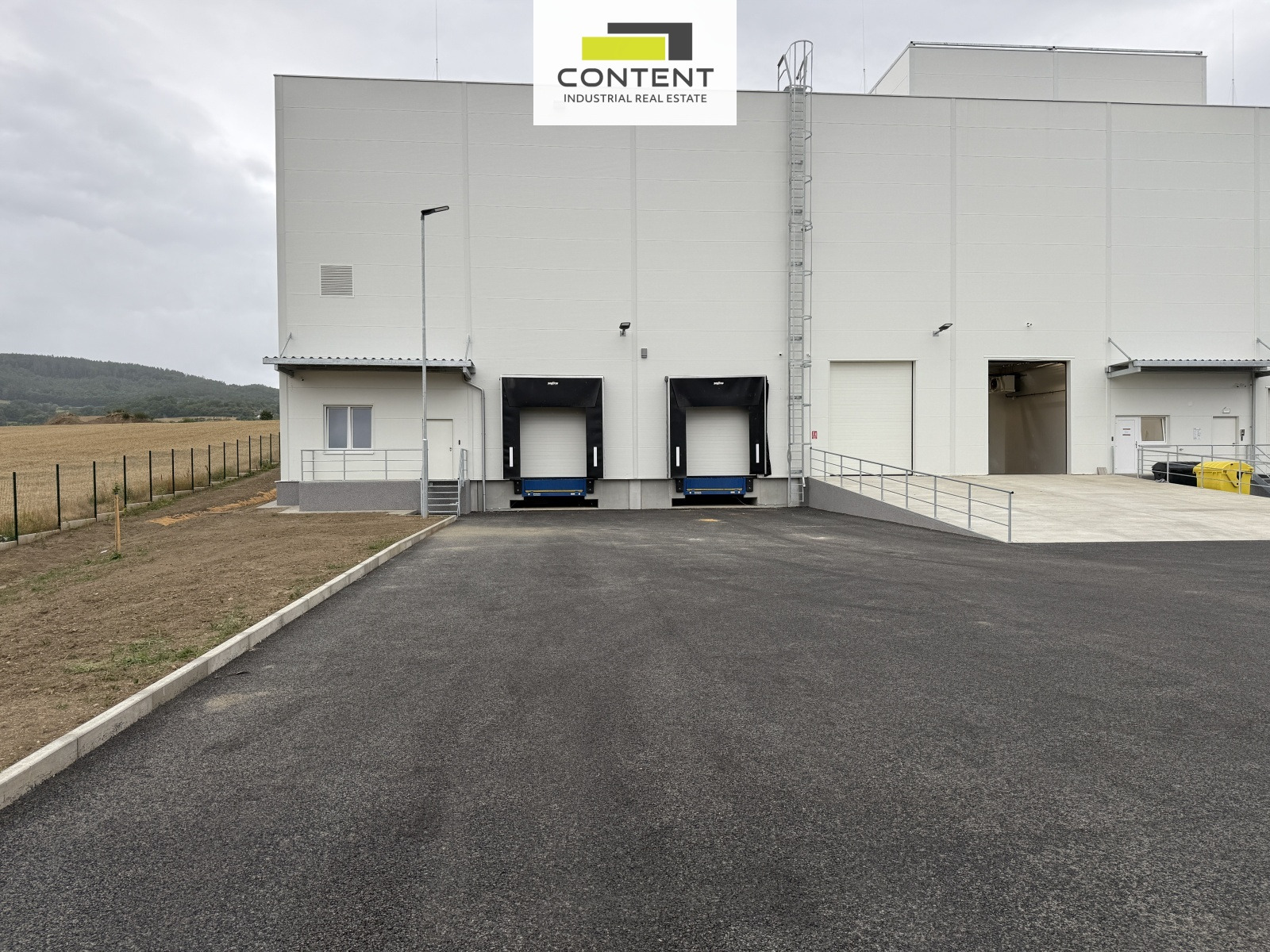 Pronájem novostavby skladu, výrobních prostor 1.000 m², Zdice, D5