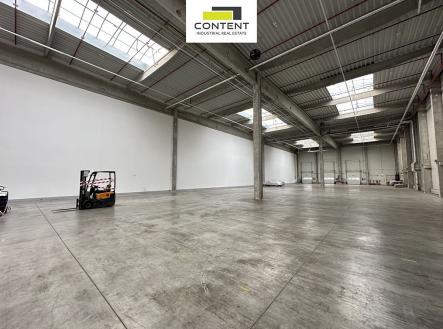 Pronájem skladu, 4 859 m²