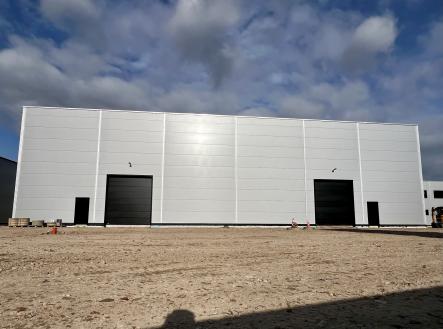 Pronájem výrobní prostor, 1 898 m²