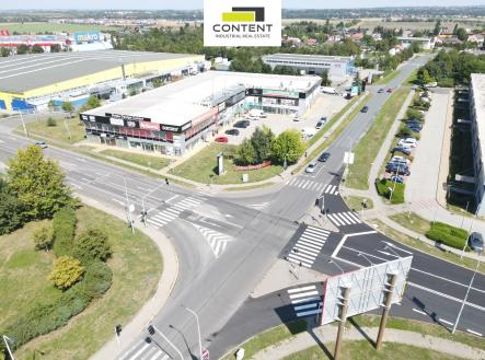 Pronájem obchodní prostor, 633 m²