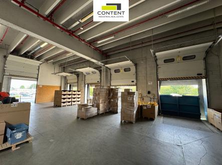 Pronájem skladovací prostor, 11 000 m²